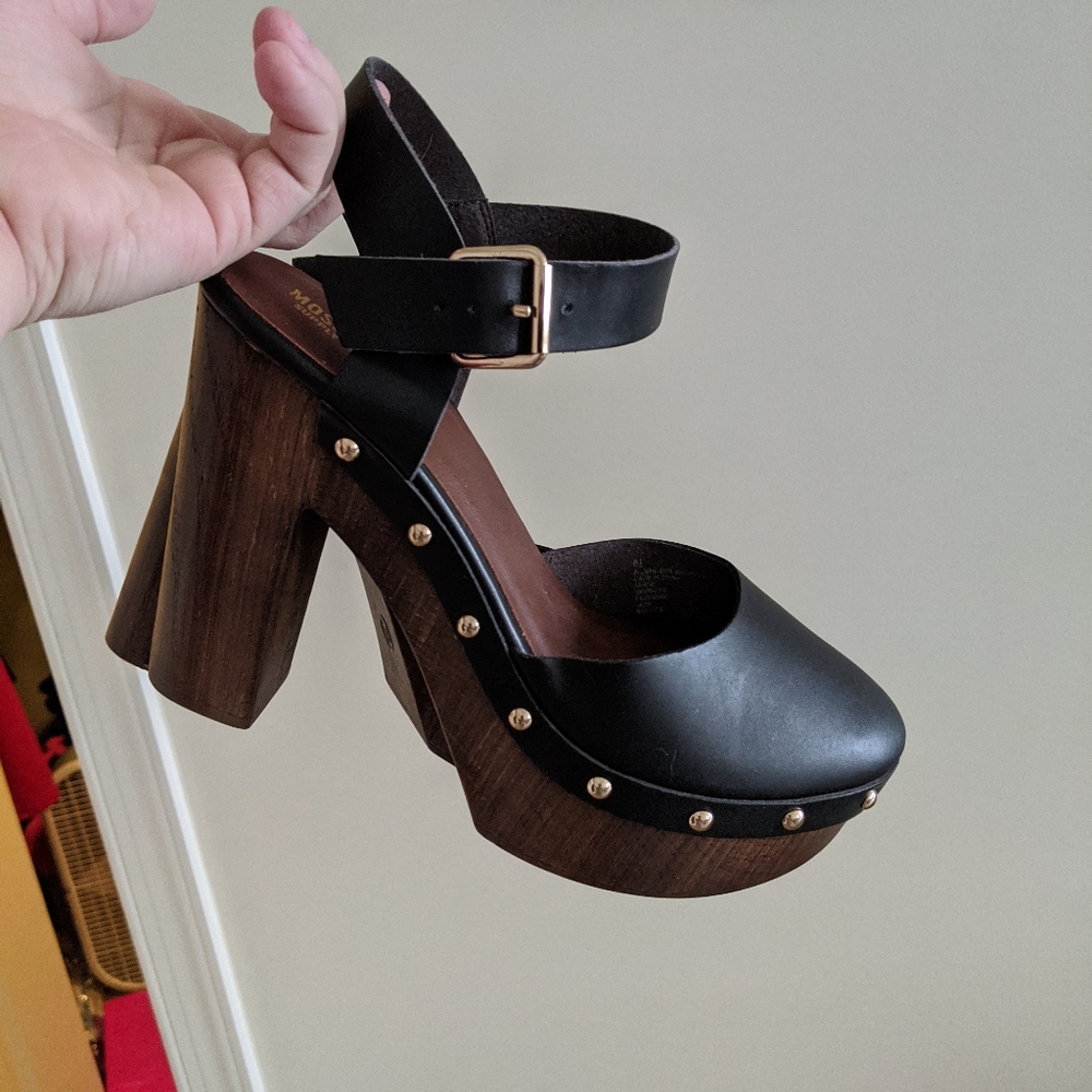 Shoes - Picture 2 of 2
